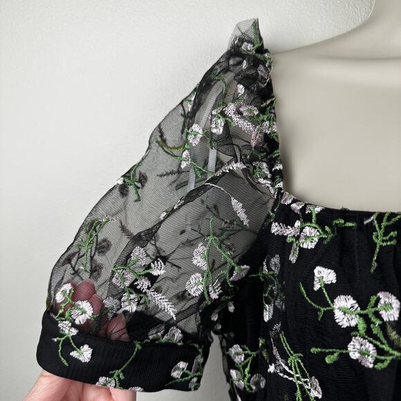 NEW Lulus Radiant Love Black Embroidered Skater Dress Fairy Babydoll Sz M - Picture 8 of 16